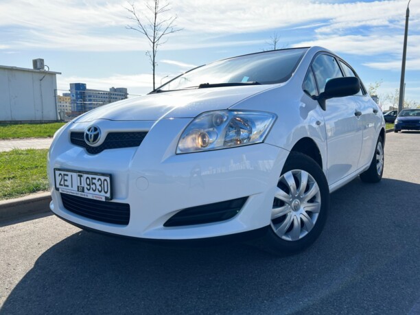 Toyota Auris I (E150), 2009 г.