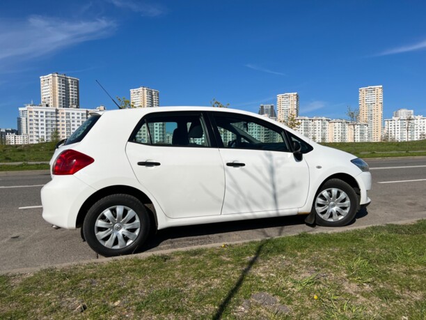 Toyota Auris I (E150), 2009 г.