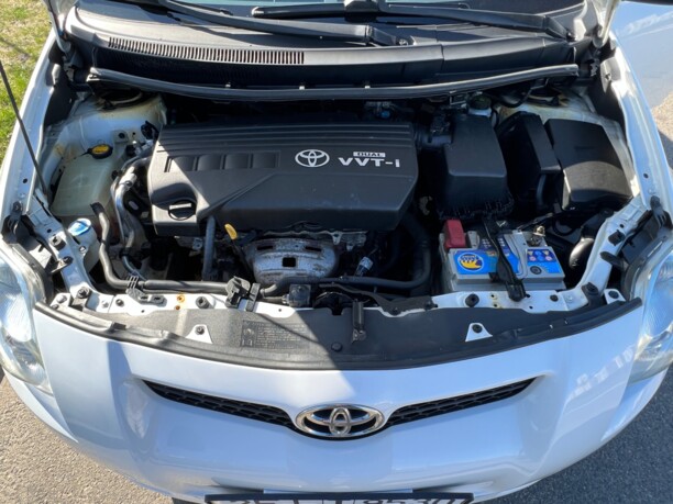 Toyota Auris I (E150), 2009 г.