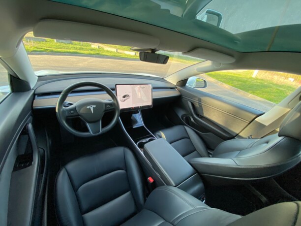 Tesla Model 3, 2018 г.