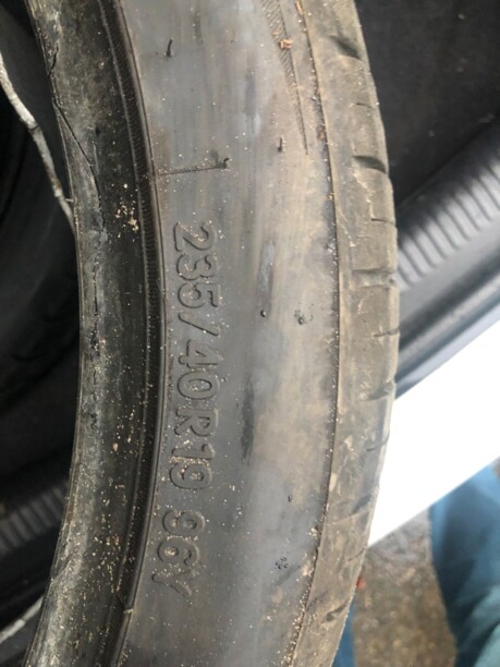 Легковые шины Toyo 235/40 R19 1 шт.