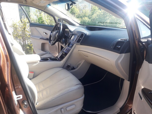 Toyota Venza I, 2009 г.