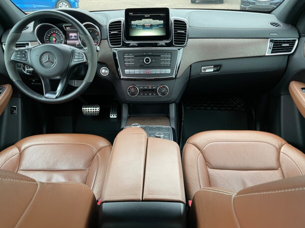 Mercedes-Benz GLE W166, 2015 г.