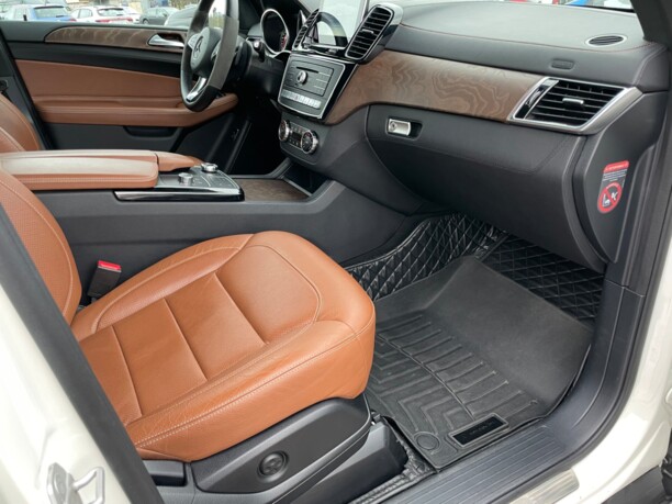 Mercedes-Benz GLE W166, 2015 г.