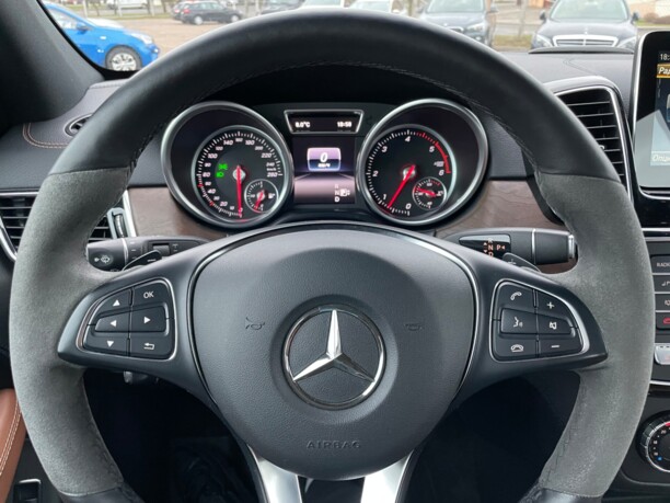 Mercedes-Benz GLE W166, 2015 г.