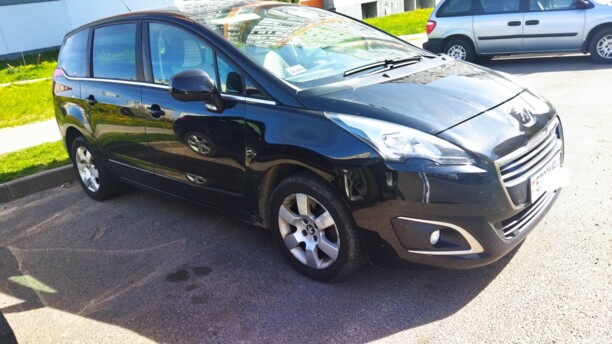 Peugeot 5008 I · Рестайлинг, 2015 г.