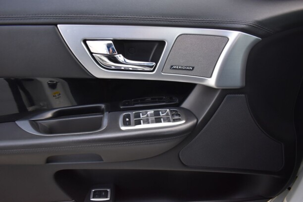 Jaguar XF X250 · Рестайлинг, 2014 г.