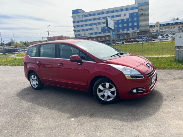 Peugeot 5008 I, 7 мест, 2010 г.
