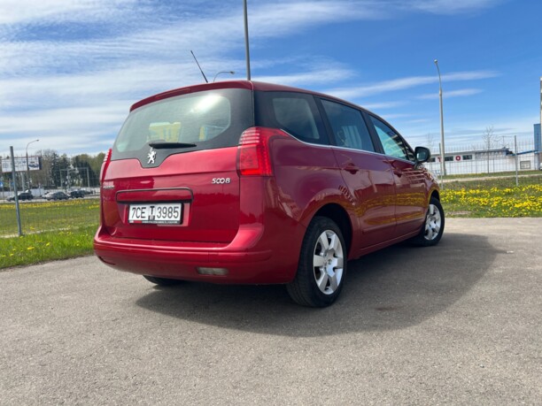 Peugeot 5008 I, 7 мест, 2010 г.