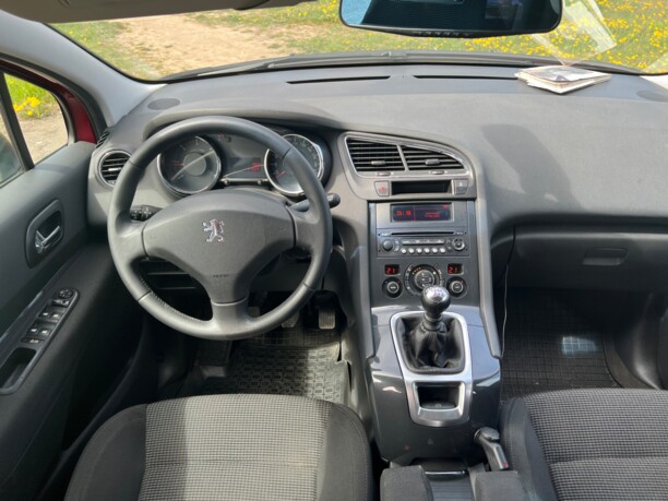 Peugeot 5008 I, 7 мест, 2010 г.