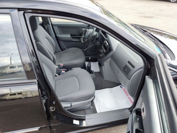 Kia Carens I · Рестайлинг, 2004 г.