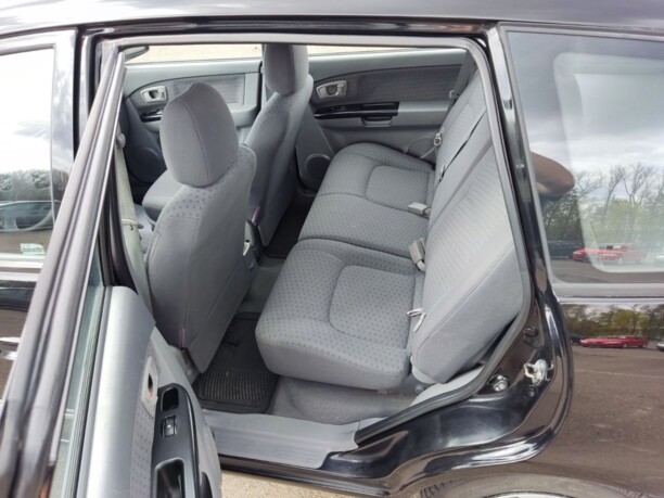 Kia Carens I · Рестайлинг, 2004 г.