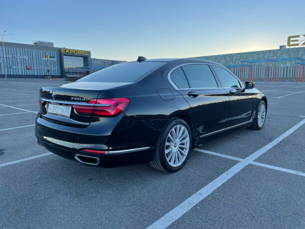 BMW 7 серия G12 (Long), 2016 г.