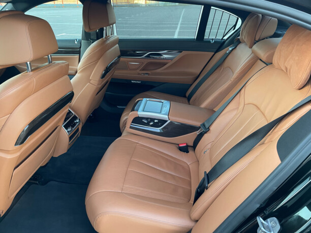 BMW 7 серия G12 (Long), 2016 г.