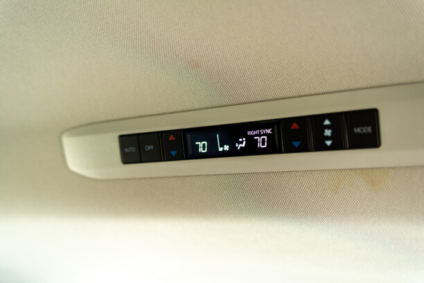 Toyota Sienna III (XL30), 7 мест, 2020 г.