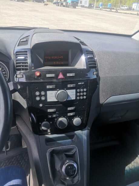 Opel Zafira B · Рестайлинг, 7 мест, 2010 г.