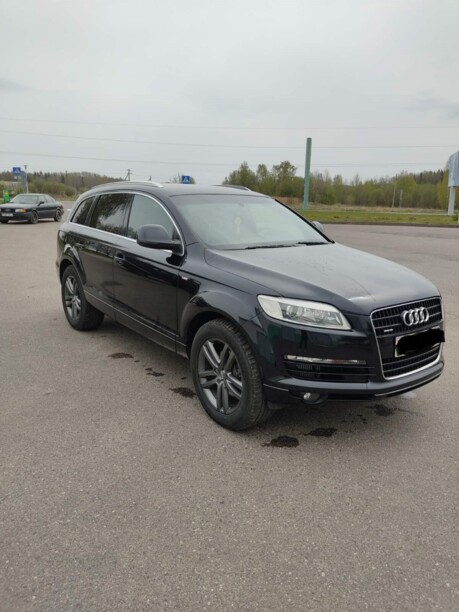 Audi Q7 4L, 7 мест, 2008 г.