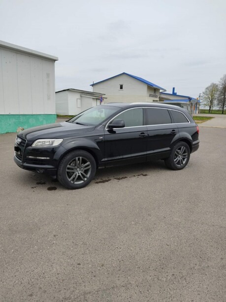 Audi Q7 4L, 7 мест, 2008 г.
