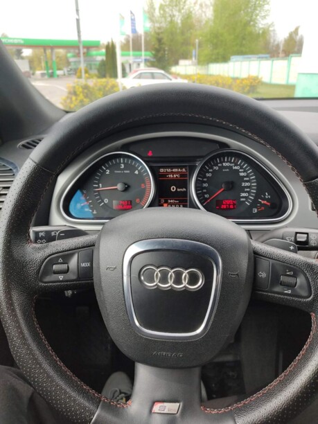 Audi Q7 4L, 7 мест, 2008 г.