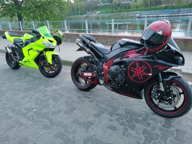 Kawasaki ZXR Kawasaki ninja ZX10R, 2005 г.