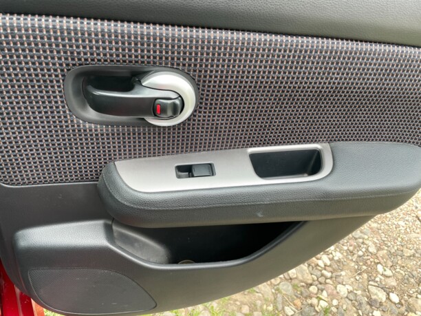 Nissan Tiida I (C11) · Рестайлинг, 2012 г.