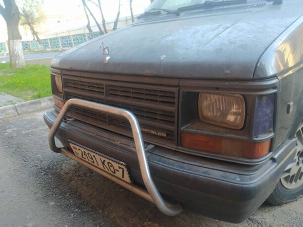 Chrysler Voyager II, 7 мест, 1993 г.