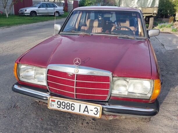 Mercedes-Benz E-Класс W123, 1983 г.