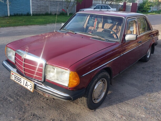 Mercedes-Benz E-Класс W123, 1983 г.