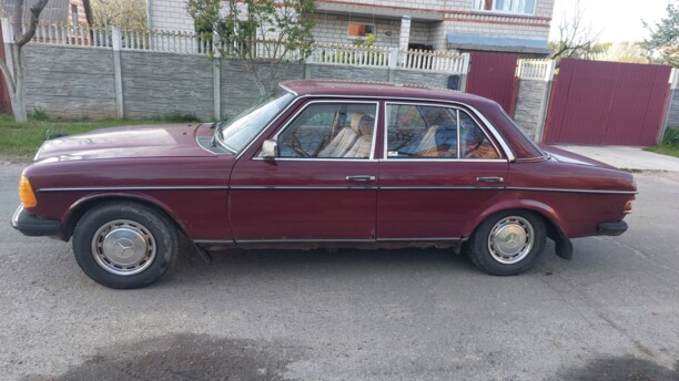 Mercedes-Benz E-Класс W123, 1983 г.