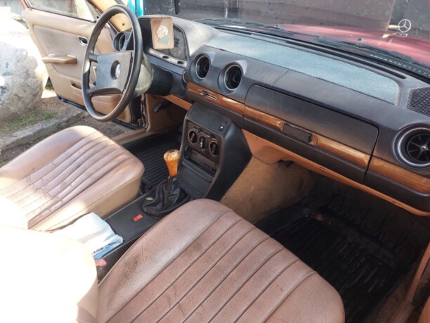Mercedes-Benz E-Класс W123, 1983 г.