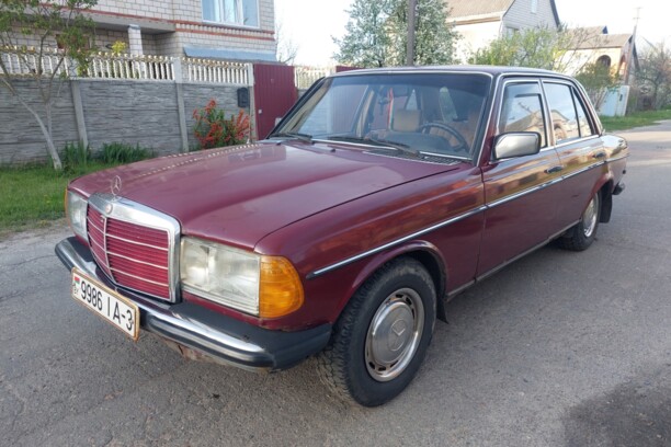 Mercedes-Benz E-Класс W123, 1983 г.