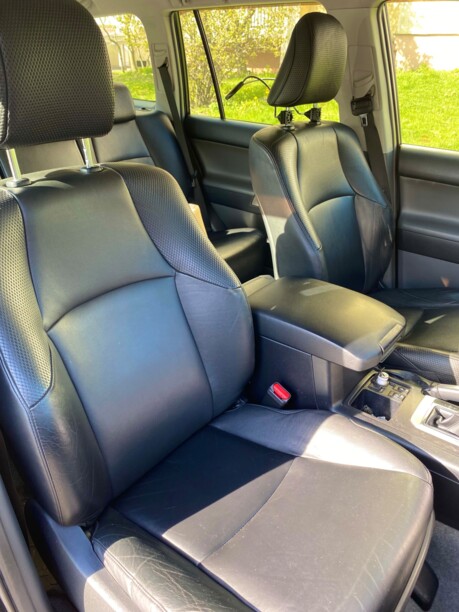 Toyota Land Cruiser Prado J150, 2010 г.