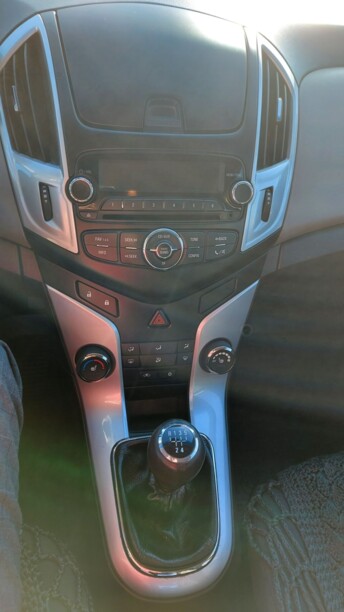 Chevrolet Cruze J300 · Рестайлинг, 2014 г.