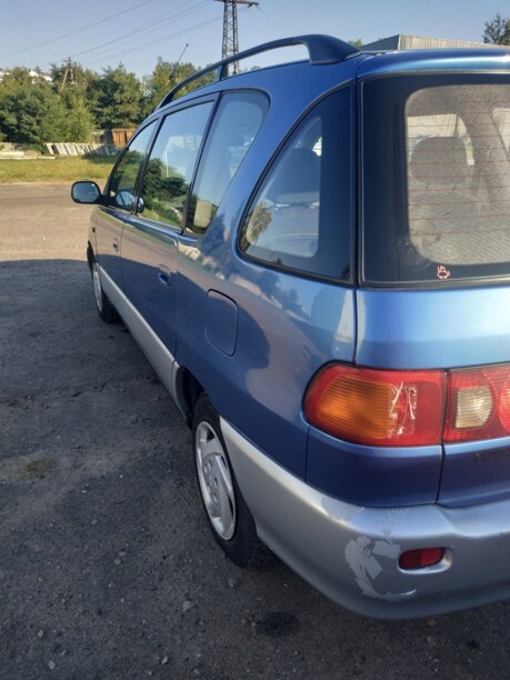 Toyota Picnic, 1997 г.