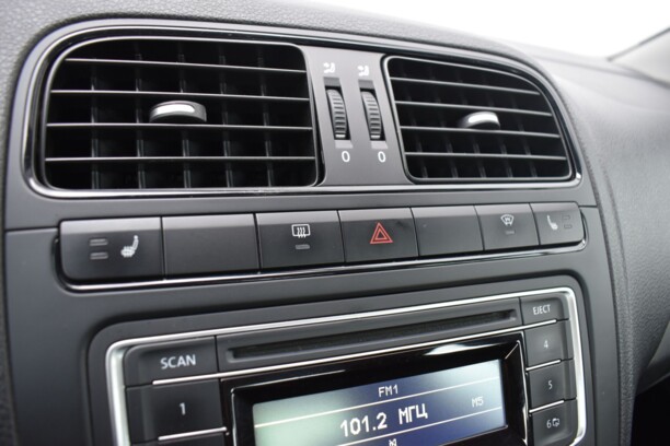 Volkswagen Polo Sedan I · Рестайлинг, 2015 г.