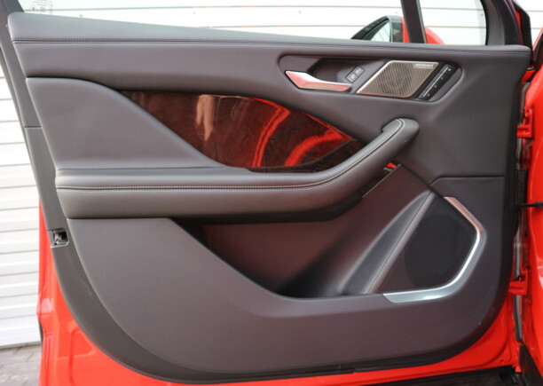 Jaguar I-Pace, 2018 г.