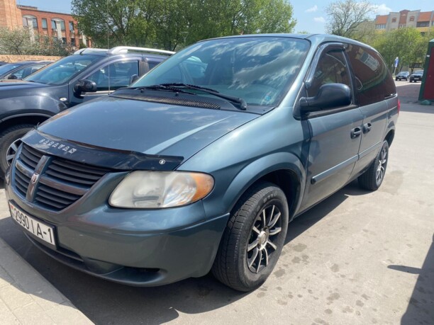 Dodge Caravan IV, 7 мест, 2004 г.