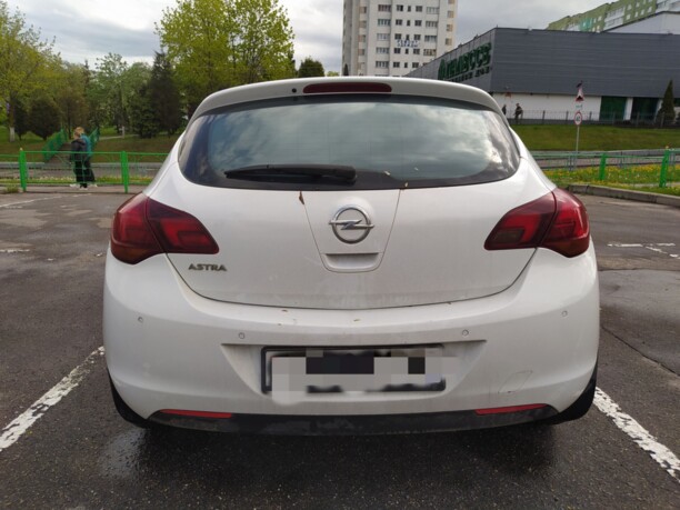 Opel Astra J, 2010 г.