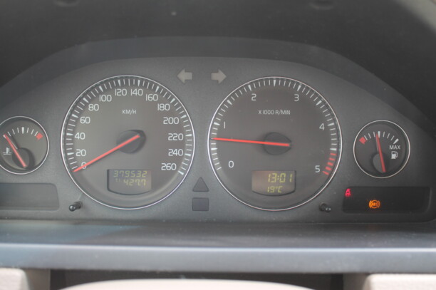 Volvo XC90 I, 7 мест, 2004 г.