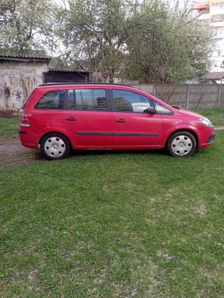 Opel Zafira B, 7 мест, 2005 г.