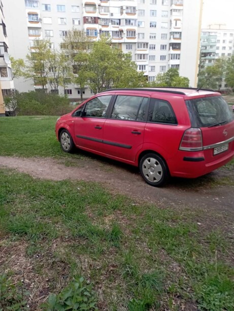 Opel Zafira B, 7 мест, 2005 г.