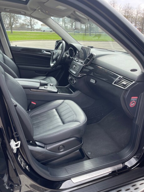 Mercedes-Benz GLE W166, 2015 г.