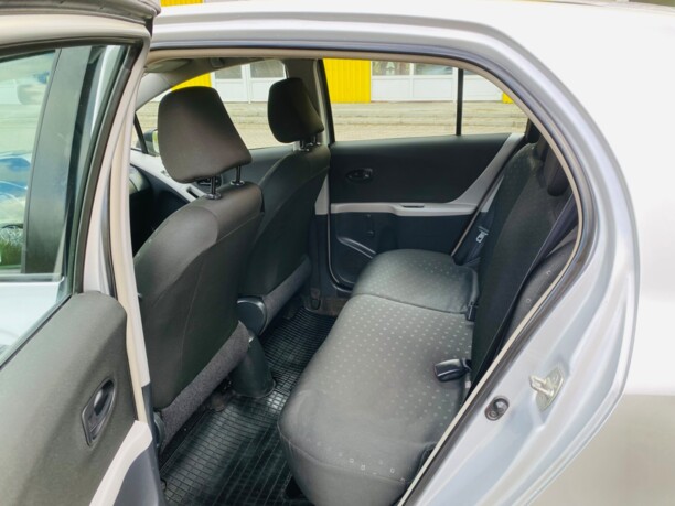 Toyota Yaris II (XP9), 2008 г.
