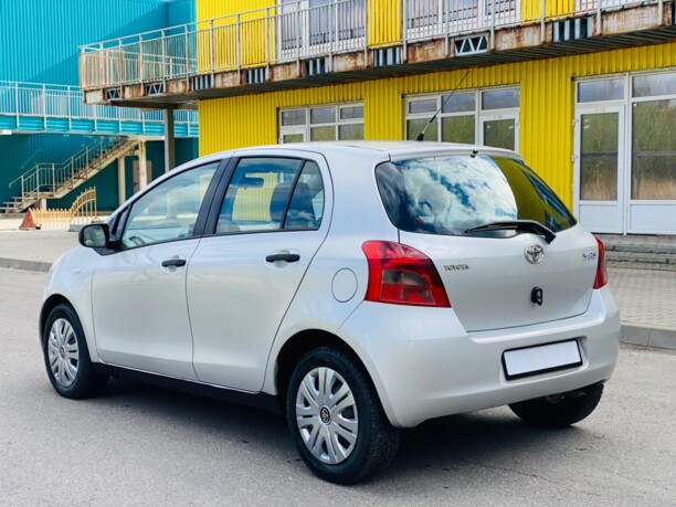 Toyota Yaris II (XP9), 2008 г.