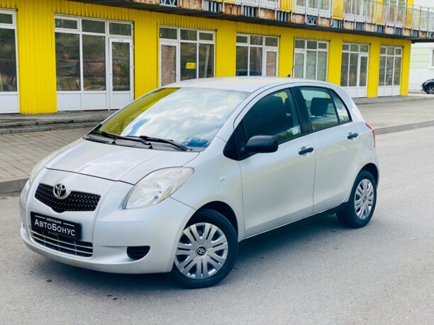 Toyota Yaris II (XP9), 2008 г.