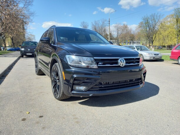 Volkswagen Tiguan II, 7 мест, 2020 г.