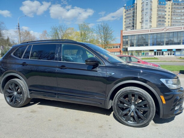Volkswagen Tiguan II, 7 мест, 2020 г.