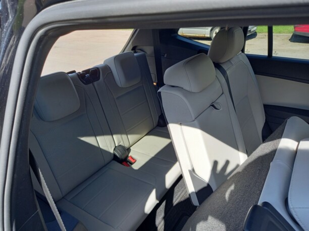 Volkswagen Tiguan II, 7 мест, 2020 г.