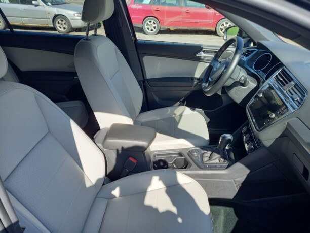 Volkswagen Tiguan II, 7 мест, 2020 г.