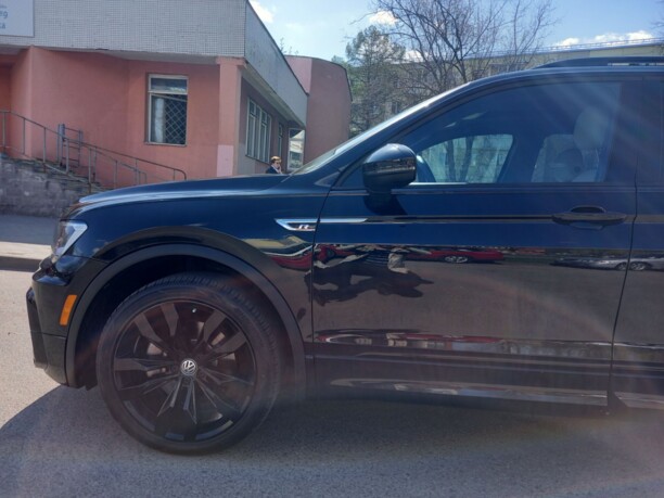 Volkswagen Tiguan II, 7 мест, 2020 г.